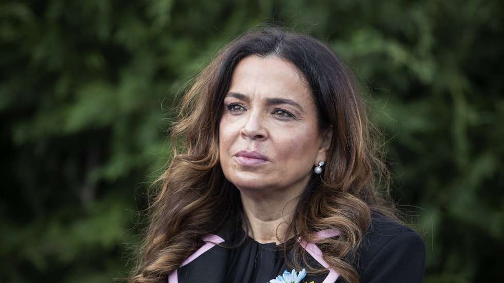 Luísa Salgueiro, presidente da Câmara Municipal do Matosinhos, durante uma cerimónia onde foram assinados protocolos com entidades para organizar manifestações de apoio, em particular na oferta de bens, serviços, emprego e acolhimento, Casa do Roseiral nos Jardins do Palácio de Cristal, Porto, 6 março de 2022.JOSÉ COELHO/LUSA