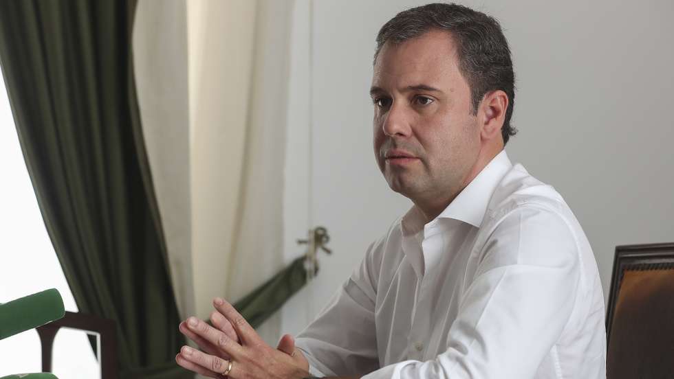 O secretário regional da Economia e líder do CDS/Madeira, Rui Barreto, fala durante uma entrevista à agência Lusa, no Funchal, 17 de janeiro de 2020. (ACOMPANHA TEXTO DE 20 DE JANEIRO DE 2020). HOMEM DE GOUVEIA/LUSA