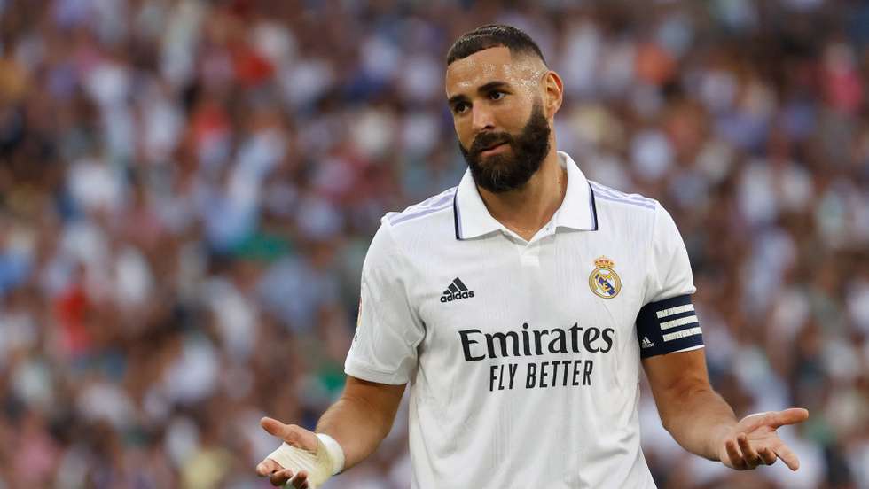 epa10157630 Real Madrid's Karim Benzema reacts during the Spanish LaLiga soccer match between Real Madrid and Real Betis at Santiago Bernabeu in Madrid, Spain, 03 September 2022.  EPA/JUAN CARLOS HIDALGO