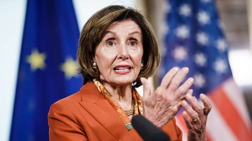 epa10188407 Speaker of the United States House of Representatives Nancy Pelosi attends a press statement at the Foreign Ministry in Berlin, Germany, 16 September 2022. US House Speaker Pelosi is on a two day visit to Germany from 15 to 16 September 2022.  EPA/CLEMENS BILAN