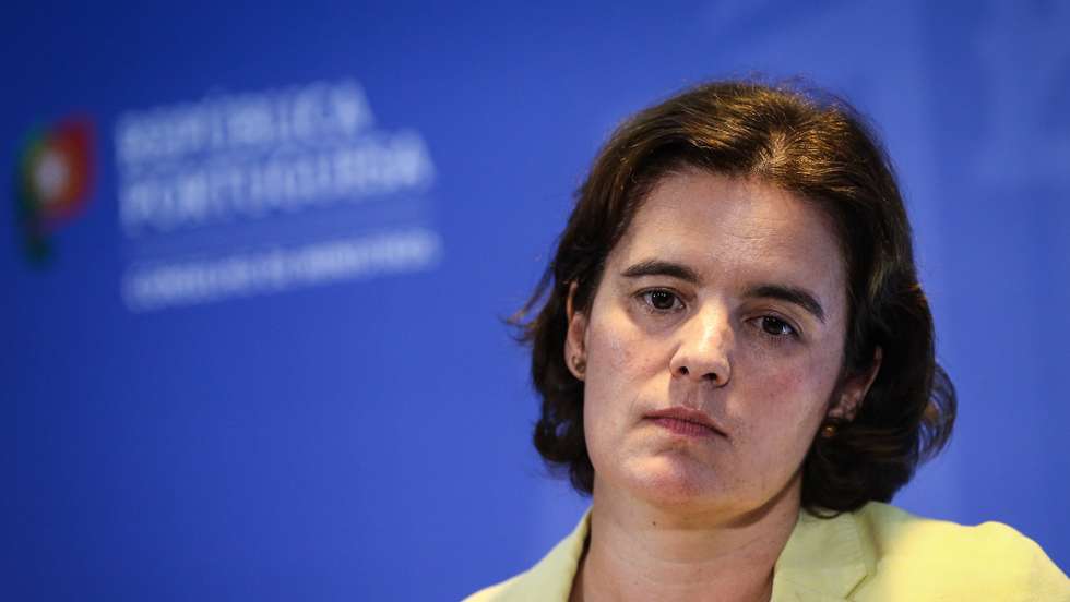 A ministra da Presidência, Mariana Vieira da Silva, fala aos jornalistas durante o briefing da reunião do Conselho de Ministros em Lisboa, 13 de outubro de 2022. RODRIGO ANTUNES/LUSA