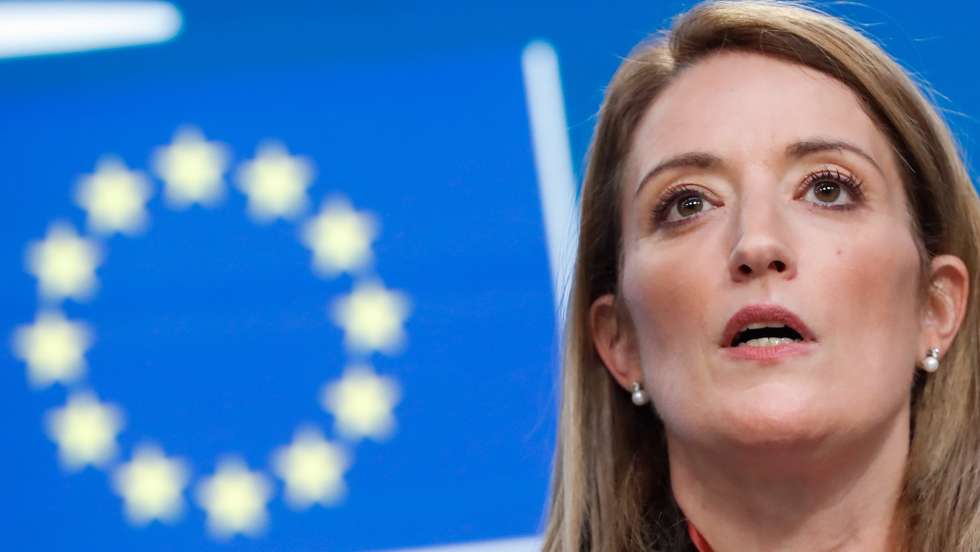 epa10366984 European Parliament President Roberta Metsola holds a press conference during a European Council in Brussels, Belgium, 15 December 2022. EU leaders met in Brussels on the day to discuss Russia's war against Ukraine, energy and economy, security and defense issues as well as the EU's southern neighborhood and external relations.  EPA/STEPHANIE LECOCQ