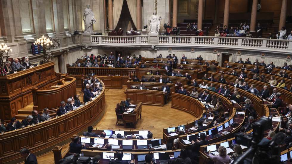 O primeiro Ministro António Costa intervém no debate parlamentar sobre política geral, esta tarde na Assembleia da República em Lisboa, 11 de janeiro de 2023. MIGUEL A. LOPES/LUSA