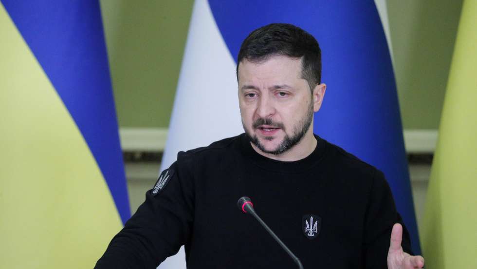 epa10513652 Ukrainian President Volodymyr Zelensky speaks at a joint press conference with the Finnish prime minister (not pictured) following their meeting in Kyiv (Kiev), Ukraine, 10 March 2023. Marin arrived in Kyiv to meet with Ukraine's top officials amid the ongoing Russian invasion.  EPA/SERGEY DOLZHENKO