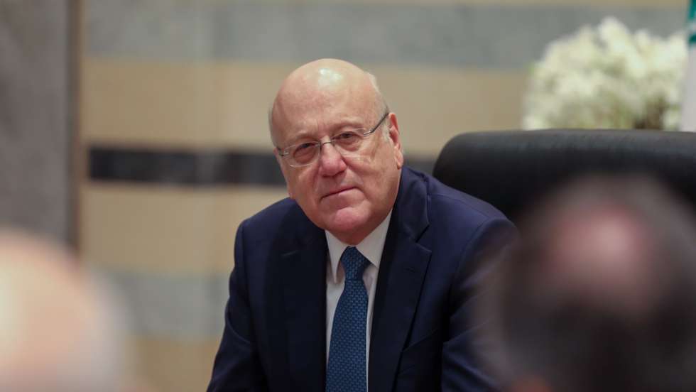 epa10545350 A handout photo made available by the Lebanese Government photography provider Dalati and Nohra shows Lebanese caretaker Prime Minister Najib Mikati chairs the cabinet meeting at the government palace in downtown Beirut, 27 March 2023. Lebanese caretaker Prime Minister Najib Mikati said the Council of Ministers voted during its meeting on 27 March to move the clock forward one hour on Wednesday night 29 March.  EPA/DALATI&amp;NOHRA HANDOUT  HANDOUT EDITORIAL USE ONLY/NO SALES