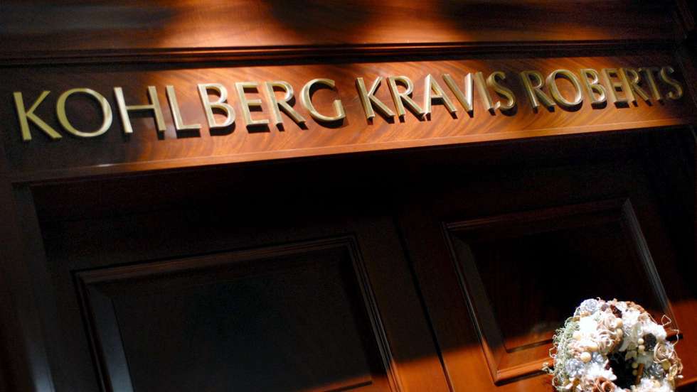 epa00885538 The offices of private equity firm Kohlberg Kravis Roberts (KKR) offices in central Tokyo, Friday 15 December 2006. The KKR - Permira private-equity consortium emerged victorious in a bidding war for Germany's biggest commercial broadcaster ProSiebenSat.1 AG on Thursday 14 December, raising the prospect of a new European TV giant.  EPA/ANDY RAIN