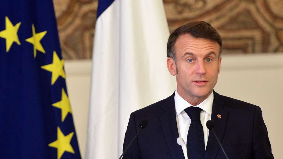 epa11831347 French President Emmanuel Macron speaks at a press conference after a meeting with Lebanese President Joseph Aoun (not seen) in Beirut, Lebanon, 17 January 2025. President Macron is on a one-day visit to Beirut to meet with Lebanese new political leaders.  EPA/WAEL HAMZEH