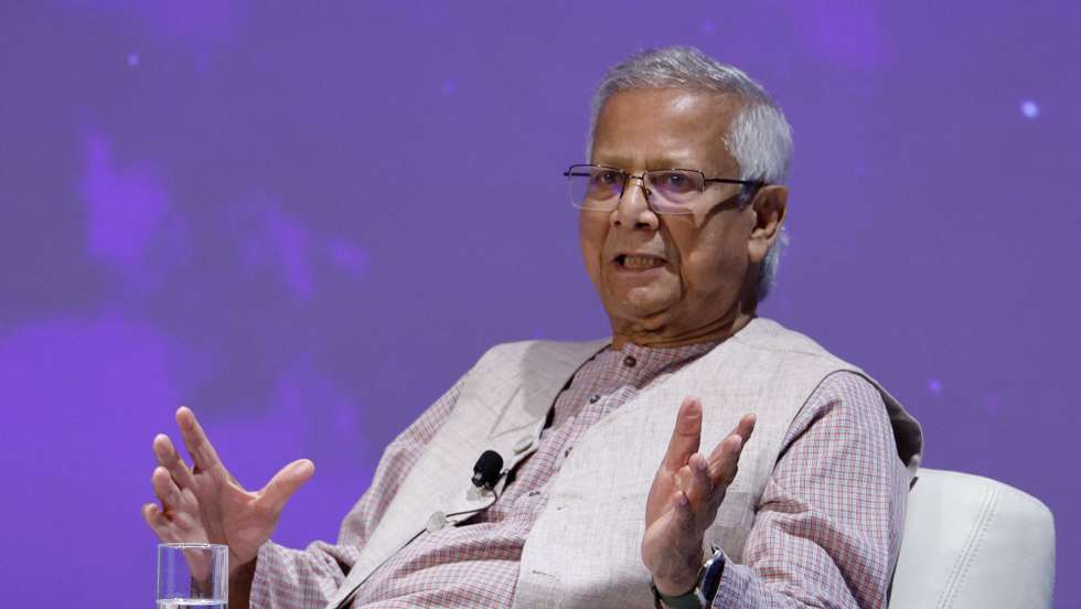 epa12142141 Muhammad Yunus, Chief Advisor of the Interim Government in Bangladesh, delivers a speech during the 30th Nikkei Forum 'Future Of Asia' in Tokyo, Japan, 29 May 2025. The Nikkei Forum 'Future Of Asia' is an international gathering with political, economic and academic leaders from the Asia-Pacific region.  EPA/FRANCK ROBICHON