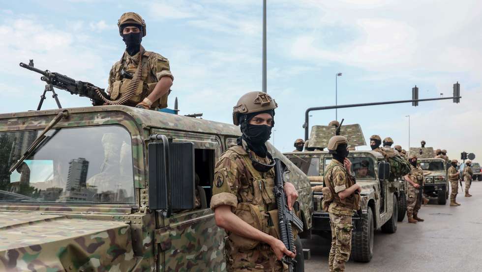 epa12957144 Lebanese army soldiers man a checkpoint in Beirut, Lebanon, 14 May 2026. Lebanese authorities announced that Internal Security Forces (ISF) and the Lebanese army have been mobilized as part of increased security measures to manage stability and protect displaced communities following a wave of internal displacement. According to the Disaster Management Unit of the Lebanese government, as of 14 May 2026, more than 33,125 families have been internally displaced in collective shelters across Lebanon. Since the start of renewed hostilities between Israel and Hezbollah, Israeli attacks across Lebanon have killed more than 2,900 people and injured more than 8,825 others. Despite a ceasefire formally established on 17 April, the humanitarian situation remains unstable.  EPA/WAEL HAMZEH