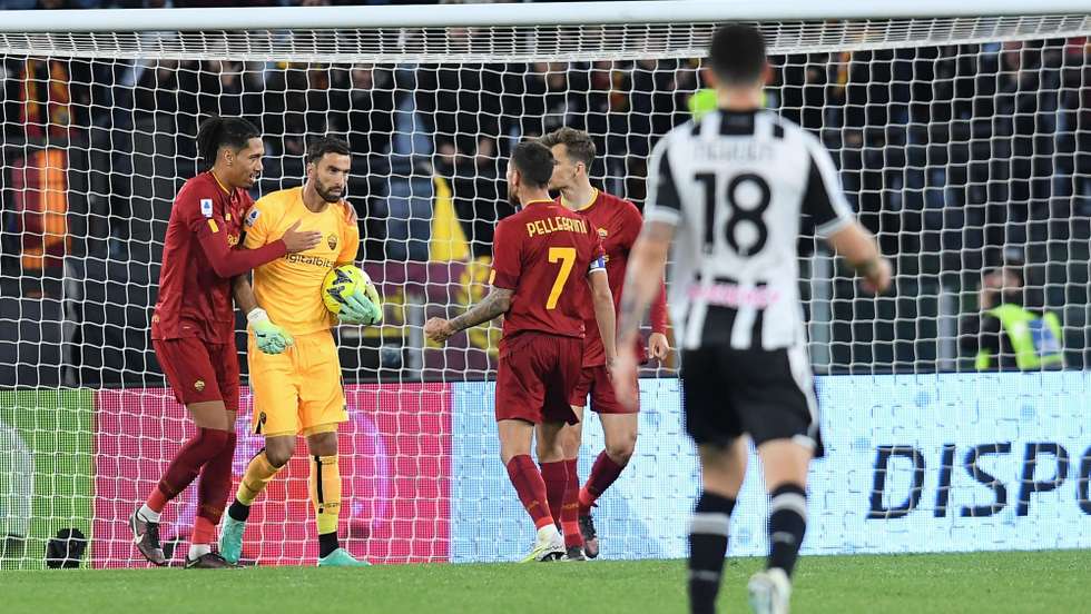 Rui Patrício defendeu uma grande penalidade quando o resultado estava em 2-0 e impediu que Udinese reentrasse na partida