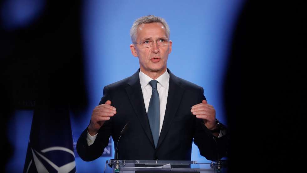 O secretário-geral da NATO, Jens Stoltenberg discursa numa conferência de imprensa em Bruxelas