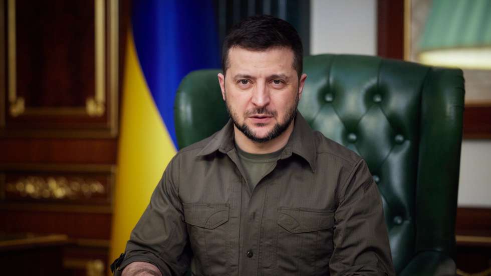 epa09841678 A handout photo made available by the Ukrainian Presidential Press Service shows Ukrainian President Volodymyr Zelensky during a broadcast speech in Kyiv (Kiev), Ukraine, late 21 March 2022 (issued 22 March 2022), addressing the residents of Ukrainian cities on 'Drive the occupiers out, drive these slaves out'.  EPA/UKRAINIAN PRESIDENTIAL PRESS SERVICE HANDOUT -- MANDATORY CREDIT: UKRAINIAN PRESIDENTIAL PRESS SERVICE -- HANDOUT EDITORIAL USE ONLY/NO SALES