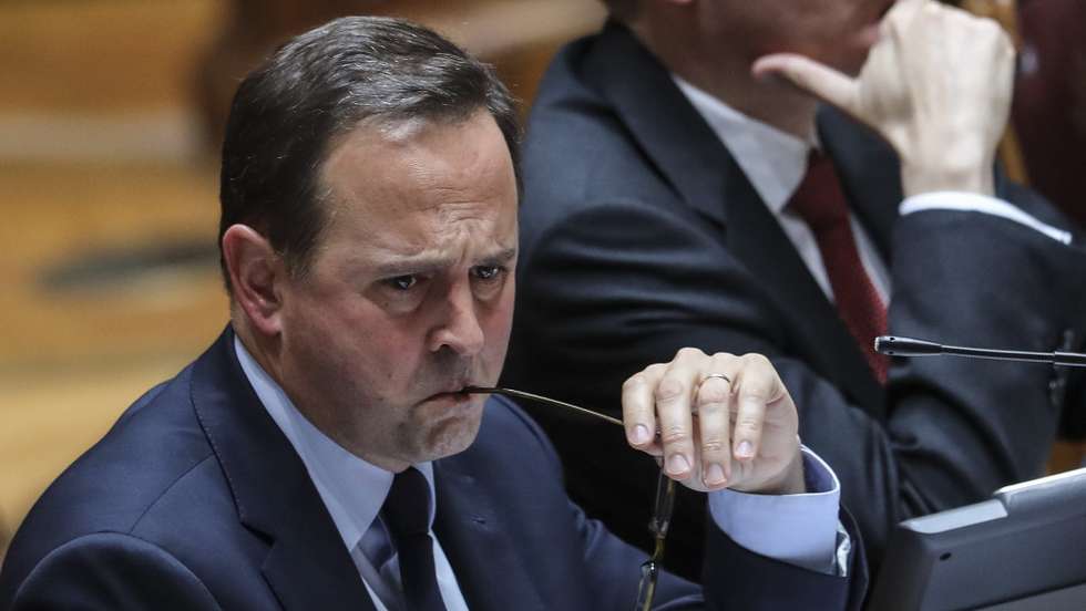 O ministro das Finanças,  Fernando Medina, é ouvido na Comissão de Orçamento e Finanças esta tarde na Assembleia da República em Lisboa, 26 de abril de 2022. MIGUEL A. LOPES/LUSA