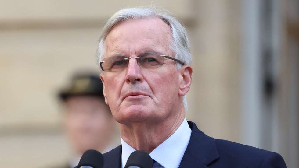 epa11587878 France&#039;s newly appointed Prime Minister Michel Barnier delivers a speech during the handover ceremony at the Hotel Matignon in Paris, France, 05 September 2024. French President Emmanuel Macron on 05 September appointed former European Commissioner and Brexit negotiator, Michel Barnier, as France&#039;s new Prime Minister, 60 days after the second round of legislative elections that resulted in a National Assembly without a majority.  EPA/MOHAMMED BADRA