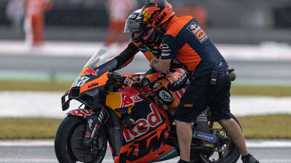Miguel Oliveira conseguiu duas vitórias e quatro pódios em ano e meio na equipa de fábrica da KTM, podendo ainda melhorar o nono lugar na classificação de 2020