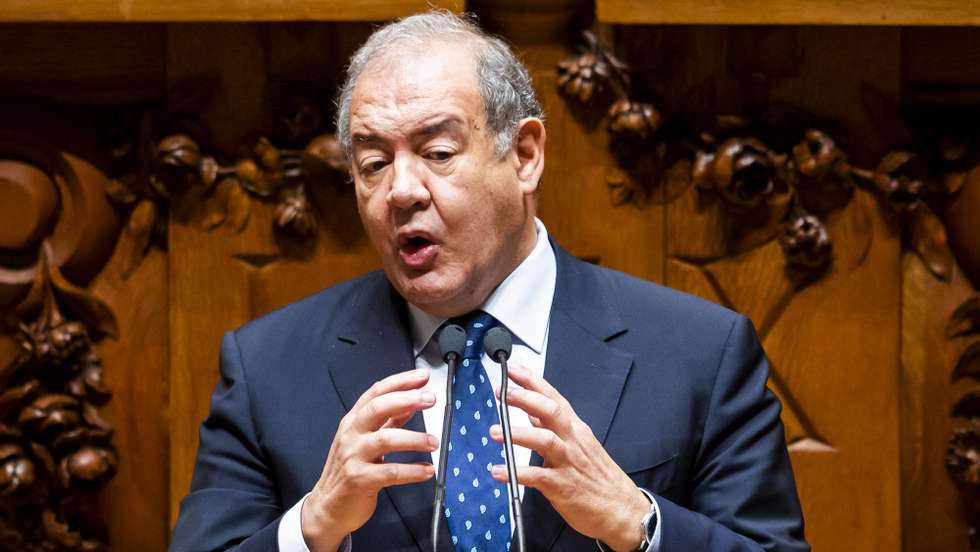 O ministro da Economia, António Costa Silva, usa da palavra durante o debate parlamentar de apreciação na generalidade do Orçamento do Estado para 2023, na Assembleia da República, em Lisboa, 27 de outubro de 2022. JOSÉ SENA GOULÃO/LUSA