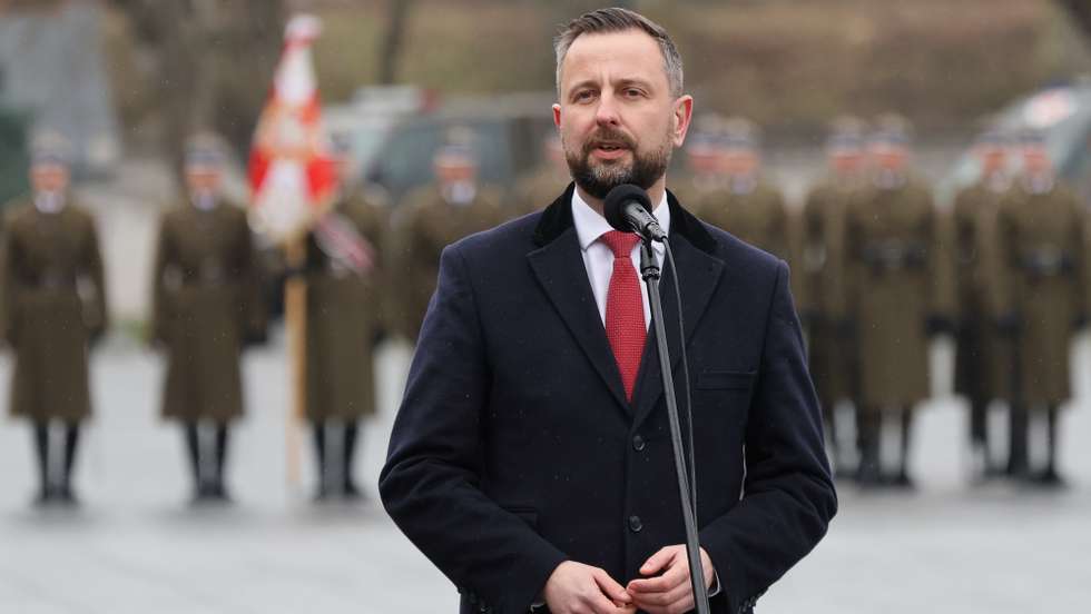 epa11216170 Polish Defence Minister Wladyslaw Kosiniak-Kamysz speaks during a ceremony marking the 25th anniversary of the Polish accession to NATO in front of the Museum of the Polish Army in Warsaw, Poland, 12 March 2024. On 12 March 1999 Poland joined to the North Atlantic Treaty Organization NATO.  EPA/PAWEL SUPERNAK POLAND OUT