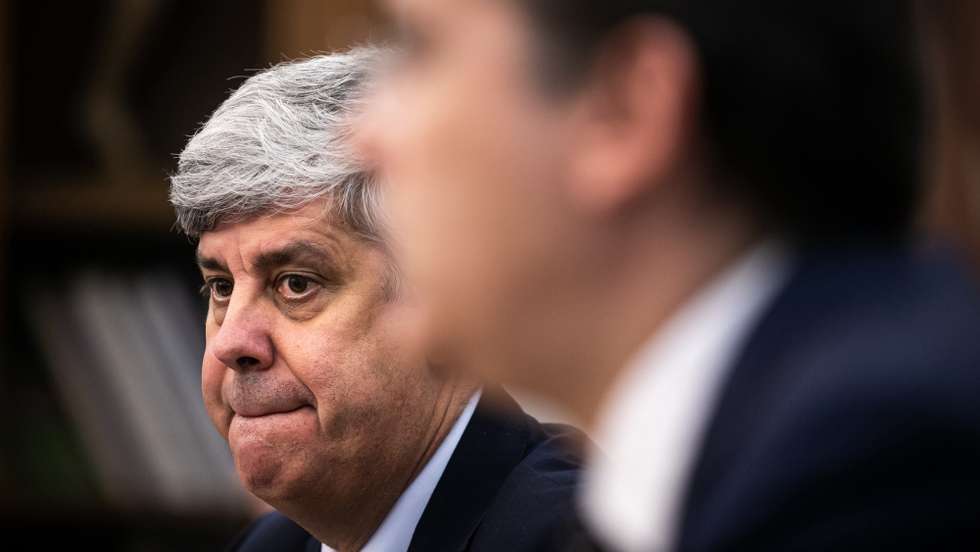 O ministro das Finanças, Mário Centeno, durante a sua audição na Comissão de Orçamento e Finanças, na Assembleia da República, em Lisboa, 16 de abril de 2020. JOSÉ SENA GOULÃO/LUSA