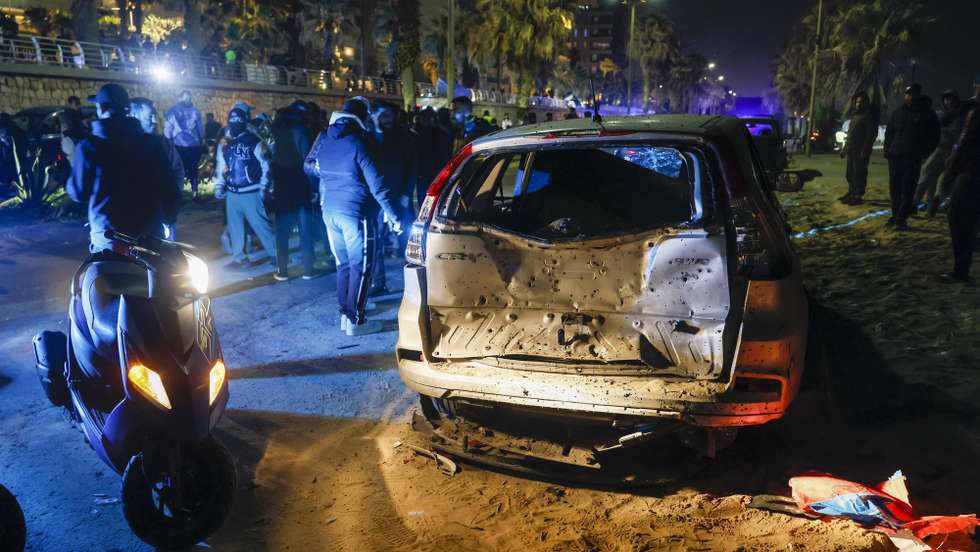 epa12813149 An Israeli drone strike targeted a car in Ramlet al-Baida in Beirut, Lebanon, 12 March 2026. According to the Lebanese Ministry of Public Health, more than 630 people were killed and over 1,580 others injured in airstrikes across Beirut's southern suburbs and villages in southern Lebanon since the start of renewed hostilities. The Israeli military stated it is conducting strikes across the country targeting Hezbollah infrastructure and personnel.  EPA/WAEL HAMZEH