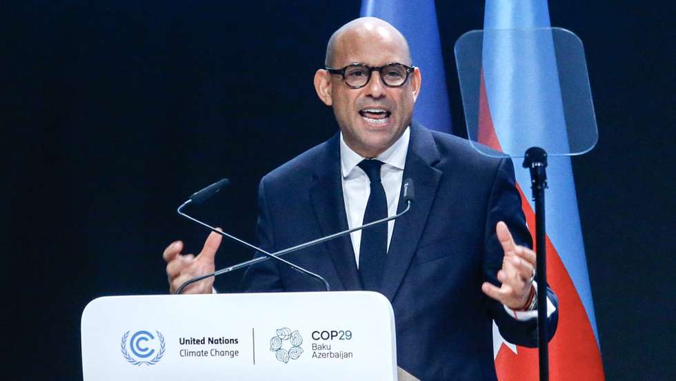 epa11714175 United Nations Framework Convention on Climate Change (UNFCCC) Executive Secretary Simon Stiell speaks during the opening ceremony of the UN Climate Change Conference (COP29) in Baku, Azerbaijan, 11 November 2024. The Azerbaijani capital of Baku hosts the 2024 United Nations Climate Change Conference (COP29) from 11 to 22 November 2024.  EPA/IGOR KOVALENKO