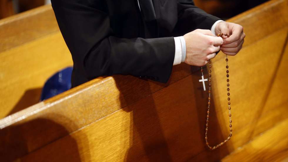 Dia 16 de março as dioceses e instituições da Igreja vão recordar as vítimas da pandemia na Europa nas celebrações, podendo algumas dessas "ser transmitidas pela rádio e pelos meios digitais"