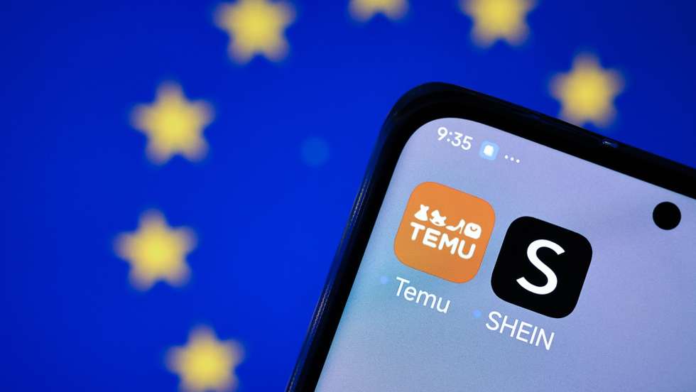 epa12999835 (FILE) - (ILLUSTRATION) - The icon of the Temu e-commerce app (L) is displayed on a smartphone against a screen with the European Union (EU) flag (rear), in Berlin, Germany, 07 February 2025 (reissued 28 May 2026). The European Commission on 28 May 2026, issued a fine of 200 million euro to Chinese e-commerce giant Temu for violating the Digital Services Act (DSA) by failing to adequately assess and mitigate the systemic risks of illegal and unsafe products being sold on its platform. Temu has until 28 August 2026 to submit an action plan to remedy the breach.  EPA/HANNIBAL HANSCHKE
