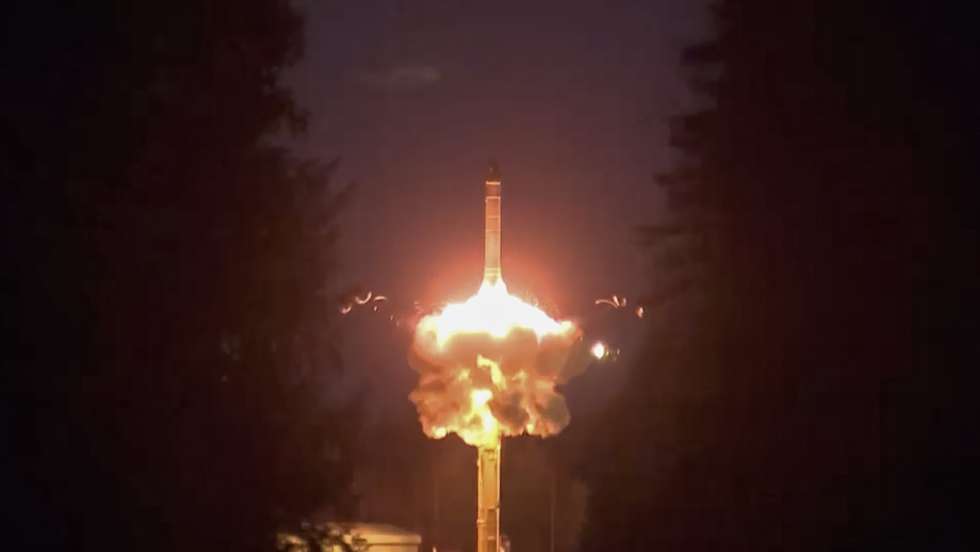 epa10939124 A handout still image taken from handout video provided  by the Russian Defence ministry press service shows the launch of the Yars intercontinental ballistic missile during a training of strategic nuclear deterrent forces under the leadership of the President of the Russian Federation, Supreme Commander-in-Chief of the Armed Forces of the Russian Federation Vladimir Putin from the state test cosmodrome in Plesetsk, Russia, 25 October 2023. The Russian military conducted training with the forces and means of the ground, sea and air components of the nuclear deterrent forces. ‘During the training, practical launches of ballistic and cruise missiles took place. The Yars intercontinental ballistic missile was launched from the Plesetsk state test cosmodrome at the Kura test site in Kamchatka,’ the Kremlin said. According to the message, from the Barents Sea from a nuclear missile submarine the strategic cruiser Tula launched the Sineva ballistic missile.  EPA/RUSSIAN DEFENCE MINISTRY PRESS SERVICE HANDOUT   HANDOUT EDITORIAL USE ONLY/NO SALES HANDOUT EDITORIAL USE ONLY/NO SALES
