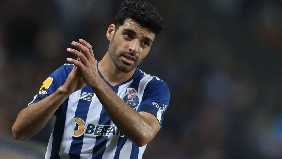 FC Porto's Mehdi Taremi reacts during the Portuguese First League soccer match, FC Porto vs Pacos Ferreira, at Dragao stadium in Porto, Portugal, 05 November 2022. MANUEL FERNANDO ARAUJO/LUSA