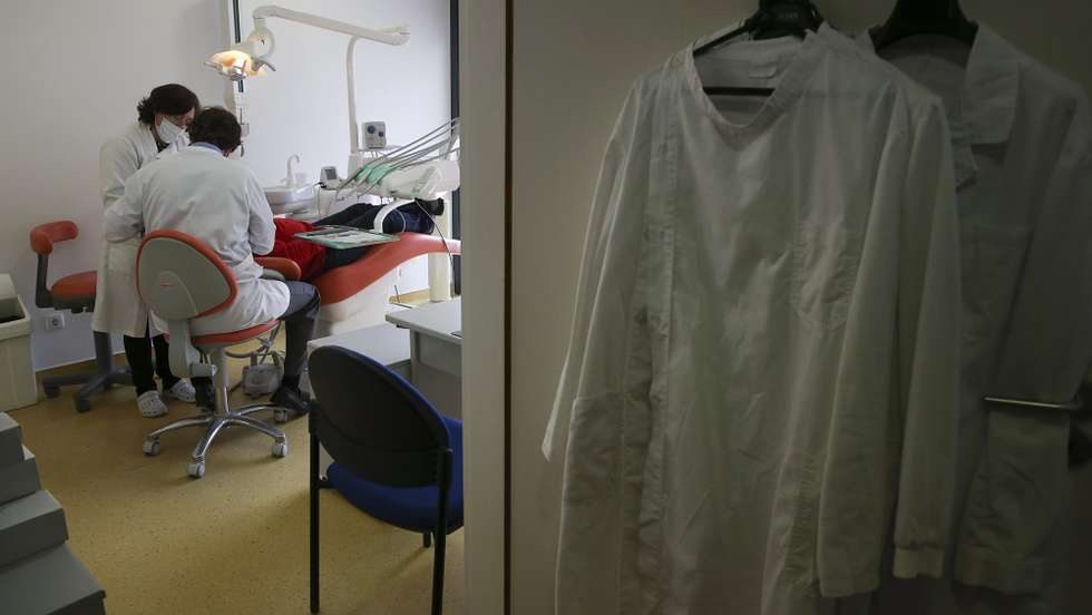 A medida, iniciada em setembro de 2024, esteve suspensa no último ano letivo para avaliação e identificação de melhorias