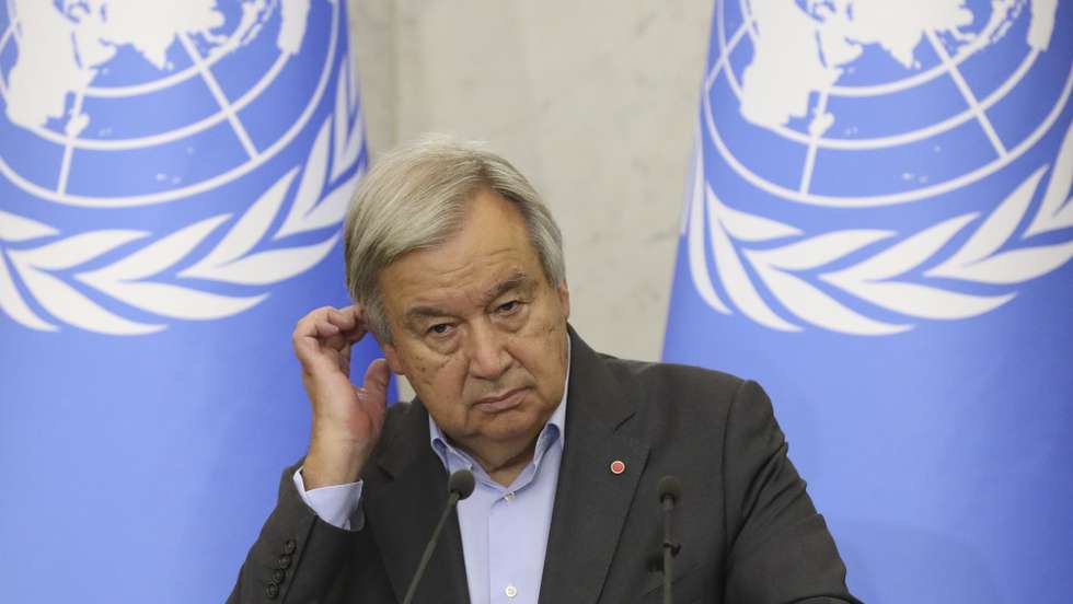 epa10127794 UN Secretary-General Antonio Guterres during the joint press conference with Ukrainian President Volodymyr Zelensky and Turkish President Recep Tayyip Erdogan (both not pictured) during their meeting in Lviv, Ukraine, 18 July 2022. Turkish President Erdogan and UN Secretary-General Guterres arrived in Ukraine to meet with President Zelensky to talk on improving the grain initiative and the situation around the Zaporizhzhia nuclear power plant.  EPA/MYKOLA TYS