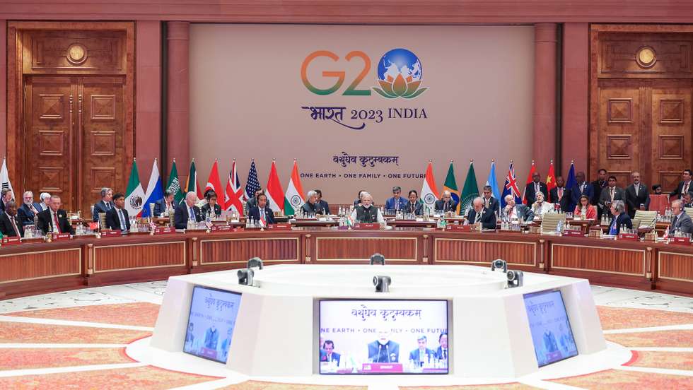 epa10849969 A handout photo made available by the Indian Press Information Bureau (PIB) shows (L-R) South Africa's President Cyril Ramaphosa, Turkey's President Recep Tayyip Erdogan, British Prime Minister Rishi Sunak, US President Joe Biden, Indonesia's President Joko Widodo, Indian Prime Minister Narendra Modi, Brazilian President Luiz Inacio Lula da Silva, Argentina's President Alberto Fernandez and Australian Prime Minister Anthony Albanese during the G20 Summit at ITPO Convention Centre Pragati Maidan in New Delhi, India, 09 September 2023. The G20 Heads of State and Government summit takes place in the Indian capital on 09 and 10 September.  EPA/INDIAN PRESS INFORMATION BUREAU / HANDOUT  HANDOUT EDITORIAL USE ONLY/NO SALES