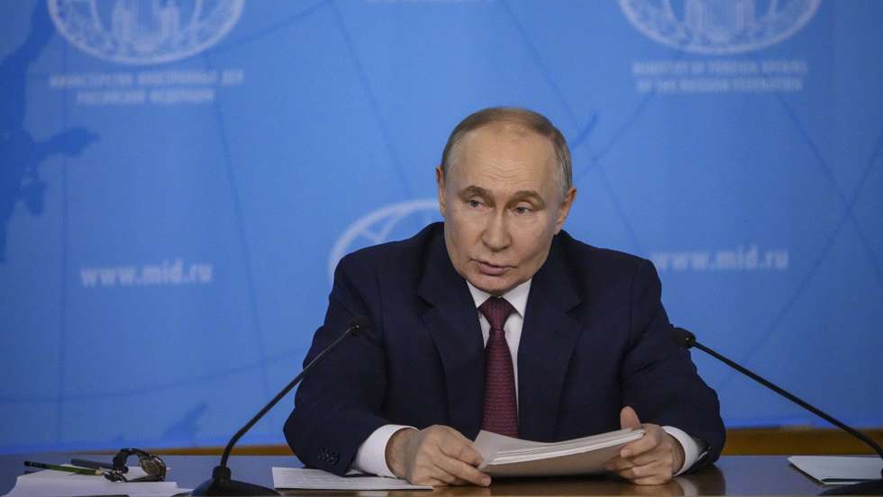 epa11409189 Russian President Vladimir Putin holds a meeting with the leadership of the Russian Foreign Ministry in Moscow, Russia, 14 June 2024. 'Ukrainian troops must be completely withdrawn from the DPR, LPR, Kherson and Zaporizhia regions. From their entire territory, their administrative borders at the time of their entry into the Russian Federation. As soon as Kiev announces this and gives a promise not to join NATO, we will immediately ensure the safe withdrawal of Ukrainian troops and begin the negotiation process', Putin said at the meeting.  EPA/STRINGER