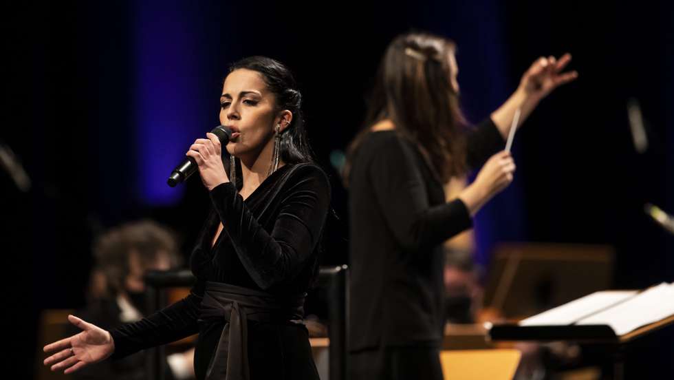 Cantora de Fado Sara Correia