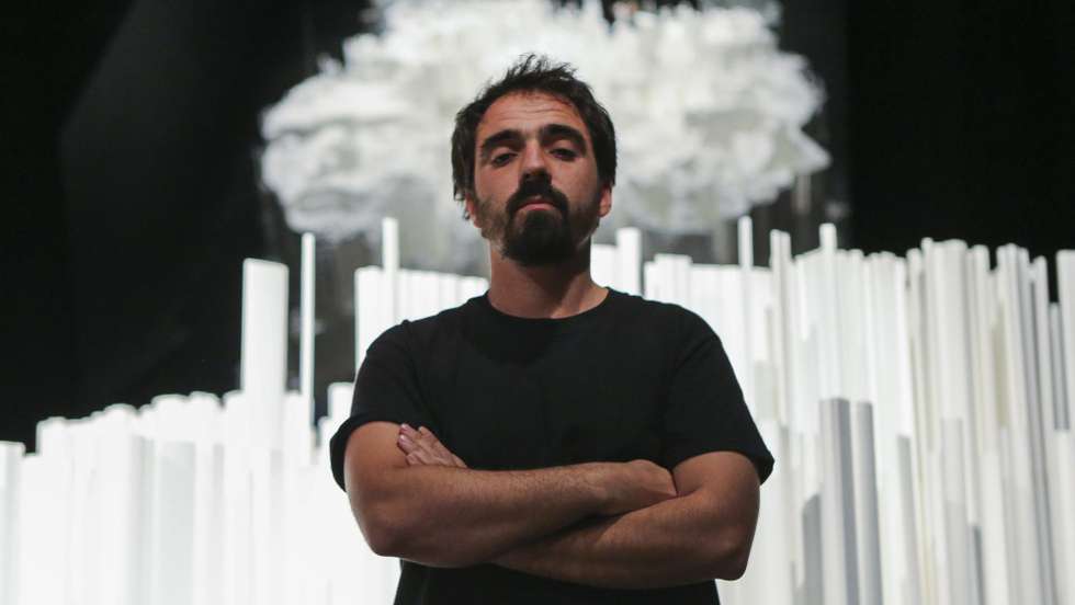 O festival Iminente, criado por Vhils, que junta música e artes plásticas, decorre entre quinta-feira e domingo na zona da Matinha. O cartaz é composto por mais de 150 artistas, entre músicos, performers, artistas plásticos e bailarinos.