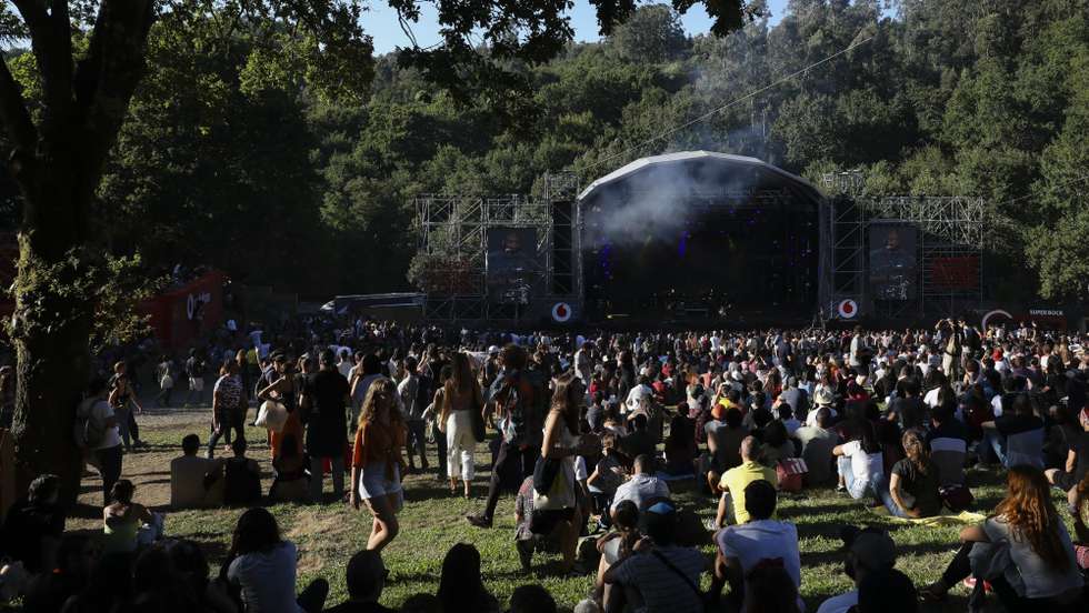 The Blaze, Porridge Radio, Arlo Parks e L'Impératrice são alguns dos nomes que, até sábado, vão passar pelo Paredes de Coura