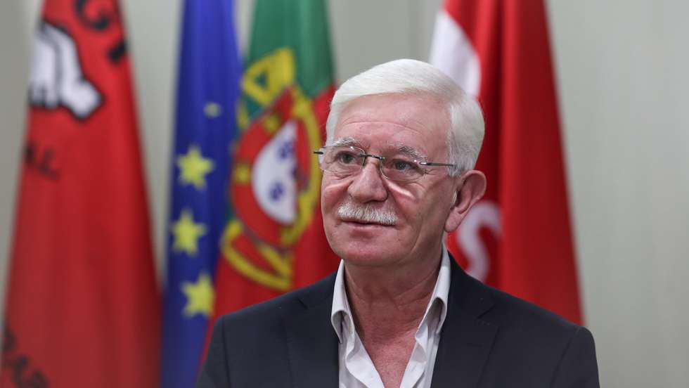 O candidato à lideração da União Geral de Trabalhadores (UGT), José Abraão, durante a a entrevista à Agência Lusa, em Lisboa, 05 de novembro de 2021. (ACOMPANHA TEXTO DO DIA 11 DE NOVEMBRO DE 2021). ANTÓNIO COTRIM/LUSA
