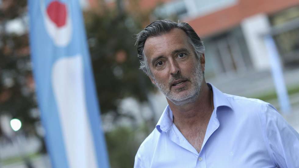 Liberal Initiative (IL) leader Joao Cotrim de Figueiredo reacts to the predictions of election of the independent candidate supported by the party to local elections, Rui Moreira (not seen), at the Liberal Initiative party headquarters, in Porto, Portugal, 26 September 2021. Today more than 9.3 million voters can vote in local elections to elect their local representatives in Portugal. MANUEL FERNANDO ARAUJO/LUSA