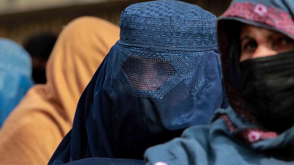 Mulher afegã em Kabul