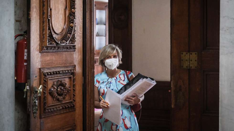 A ministra da Saúde, Marta Temido, participa na audição da Comissão de Saúde sobre os números de mortalidade em Portugal no ano de 2020, a contratação de profissionais para o SNS e o Relatório de Auditoria do Tribunal de Contas à resposta do SNS a doentes oncológicos entre 2017 e 2020, na Assembleia da República, em Lisboa, 14 de julho de 2022. MÁRIO CRUZ/LUSA