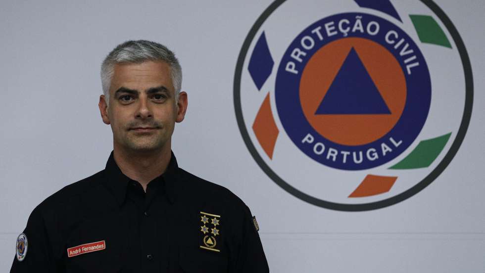 O  comandante  Nacional de Emergência e Proteção Civil (ANEPC), André Fernandes, durante a entrevista à agência Lusa, em Carnaxide, 29 de junho de 2021. (ACOMPANHA TEXTO DO DIA 01 DE JULHO 2021 ). ANTÓNIO COTRIM/LUSA