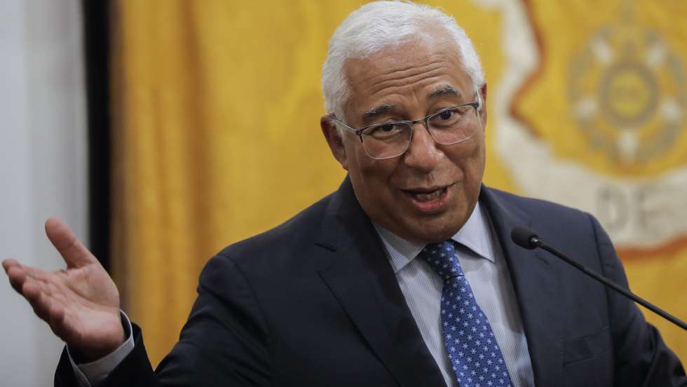 O primeiro-ministro, António Costa, intervém durante a cerimónia de assinatura do Sistema de Mobilidade do Mondego, consignação do Troço "Linha do Hospital Aeminium - Hospital Pediátrico" E Remodelação das Redes de Drenagem de Águas Residuais, em Coimbra, 22 de julho de 2022. PAULO CUNHA/LUSA