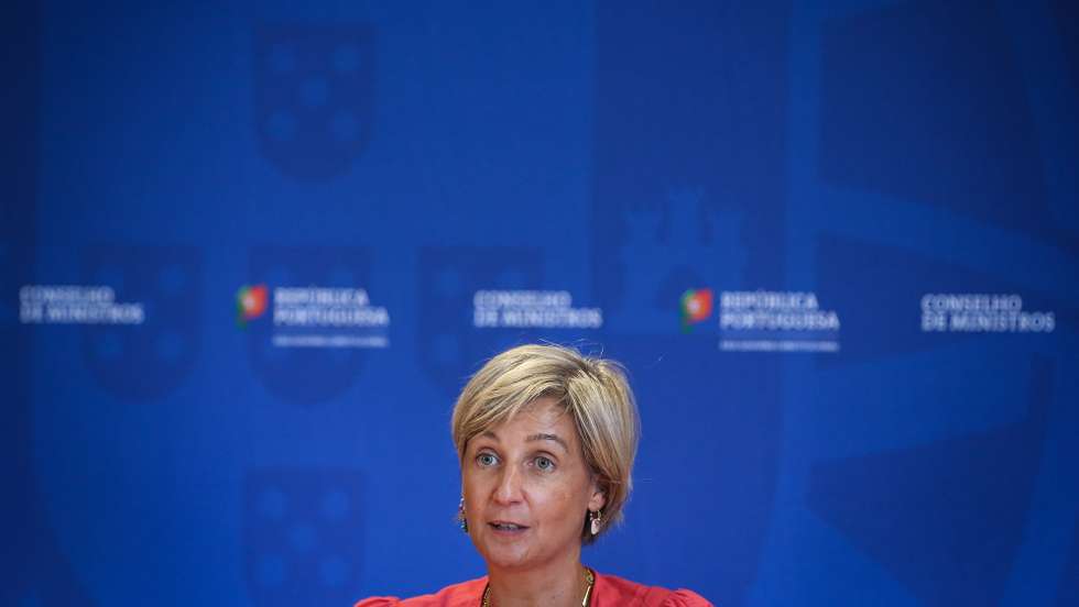 A ministra da Saúde, Marta Temido, fala aos jornalistas durante o briefing da reunião do Conselho de Ministros em Lisboa, 25 de agosto de 2022. RODRIGO ANTUNES/LUSA