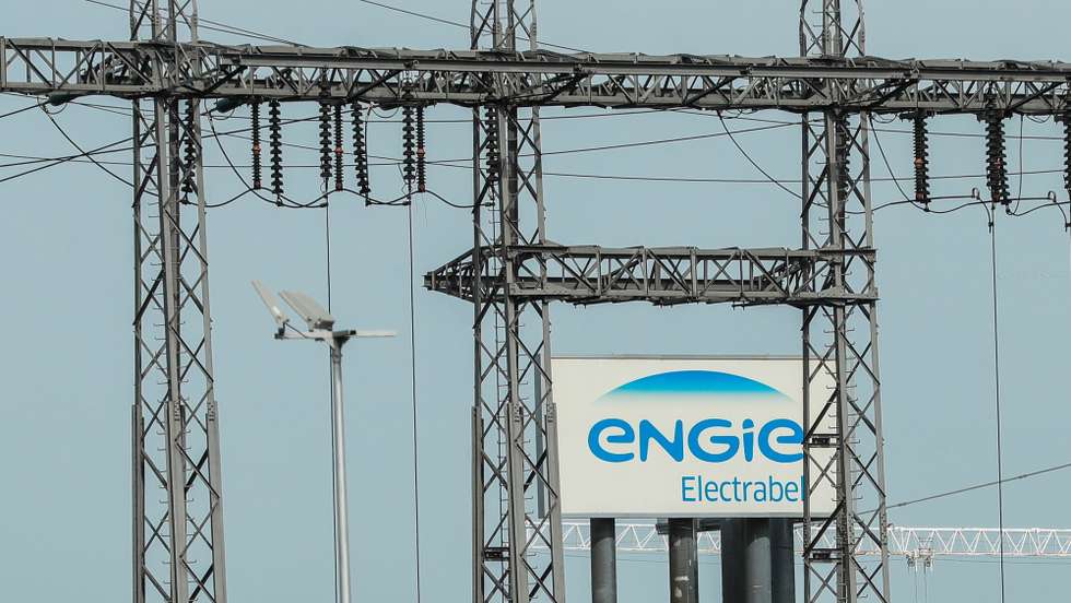epa09885761 The power plant Engie in Drogenbos, near Brussels, Belgium, 12 April 2022. Since the beginning of the Russian invasion in Ukraine the price of electricity increased to record levels. The European Commission is looking into emergency measures to limit the effect of gas prices in electricity prices as well as options to make Europe independent from Russian fossil fuels well before 2030.  EPA/STEPHANIE LECOCQ