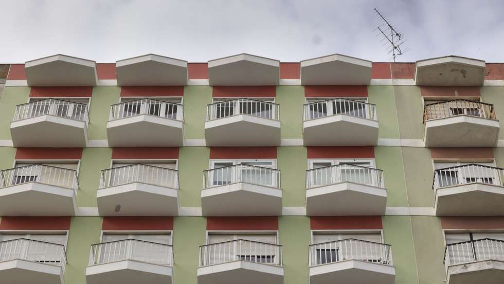 A crise na habitação condiciona as vidas de muitos, um problema identificado em sondagens recentes pela esmagadora maioria dos portugueses e que será tema exclusivo do Conselho de Ministros desta semana, Lisboa, 14 de fevereiro de 2023. (ACOMPANHA TEXTO DE 15-02-2023)  MANUEL DE ALMEIDA/LUSA