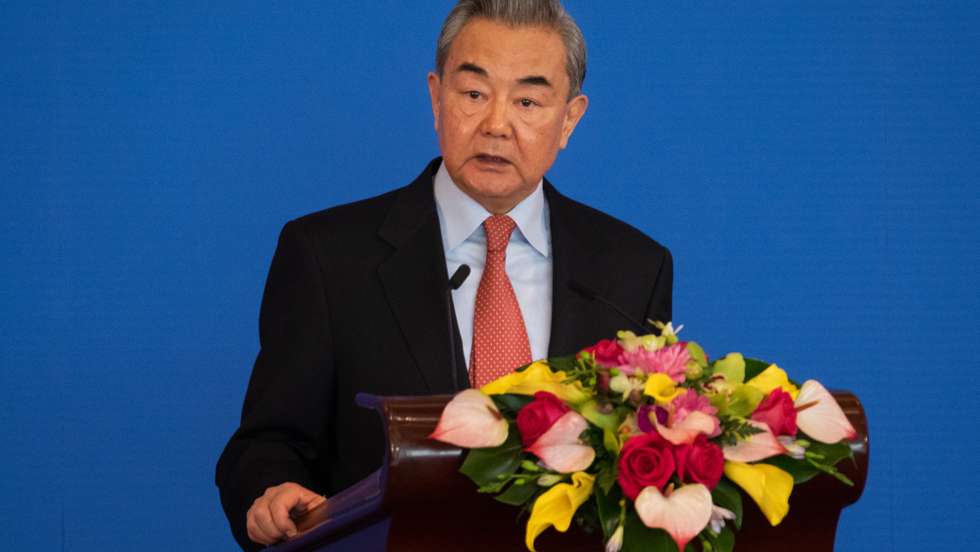 epa11781721 Chinese Foreign Minister Wang Yi gives a speech at the Symposium on the International Situation and China's Foreign Relations in Beijing, China, 17 December 2024.  EPA/JESSICA LEE
