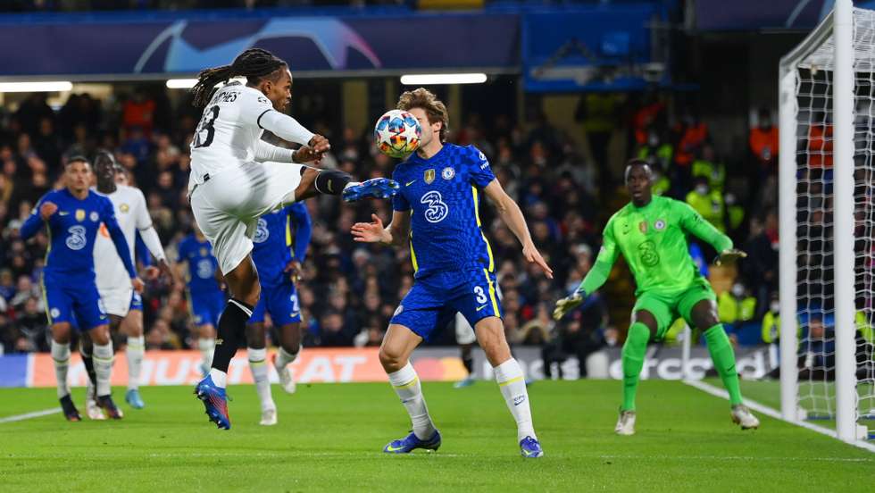 Renato Sanches tentou sempre jogar de forma vertical e visar de quando em vez a baliza de Mendy mas Lille saiu sem golos de Londres