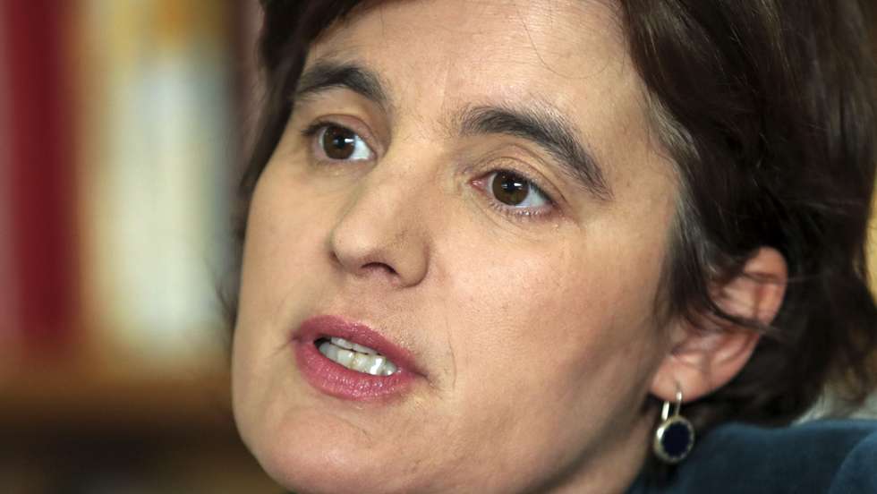 A ministra da Presidência, Mariana Vieira da Silva, disse hoje que Portugal tem equipas prontas para contactar todas as pessoas que cheguem da Ucrânia, para melhor ir ao encontro das necessidades, havendo já milhares de respostas de alojamento e de emprego, Lisboa, 07 de março de 2022. Em entrevista à agência Lusa, Mariana Vieira da Silva explicou que a vinda para Portugal de pessoas que fogem da guerra na Ucrânia está enquadrada no trabalho que os vários países da Europa estão a fazer de “pegar no total de refugiados e fazer uma redistribuição por todos os países”. MANUEL DE ALMEIDA/LUSA