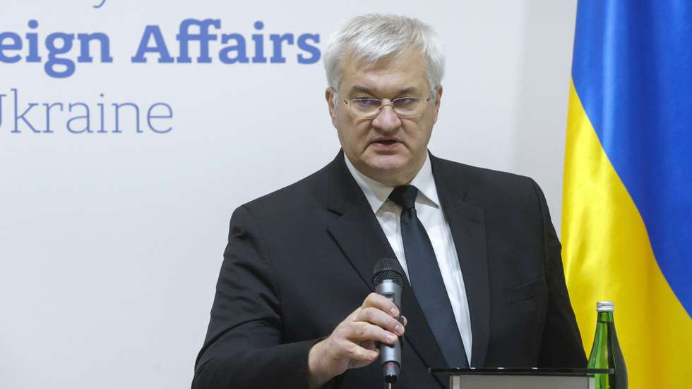 epa11734841 Ukrainian Foreign Minister Andrii Sybiha attends a joint press conference with Czech foreign minister following their meeting in Kyiv, Ukraine, 22 November 2024. Czech Foreign Minister Jan Lipavsky arrived in Kyiv to meet with top Ukrainian officials, amid the ongoing Russian invasion.  EPA/SERGEY DOLZHENKO