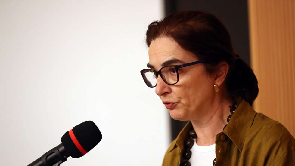A ministra da Ciência, Tecnologia e Ensino Superior, Elvira Fortunato, discursa durante a sessão de inauguração do Laboratório Colaborativo InnovPlantProtect, Elvas, 28 de julho de 2022. O InnovPlantProtect CoLAB é uma referência nacional e internacional na investigação de soluções inovadoras de base biológica para promover culturas mais seguras, inteligentes e produtivas, resistentes às alterações climáticas e mais amigas do ambiente. NUNO VEIGA/LUSA