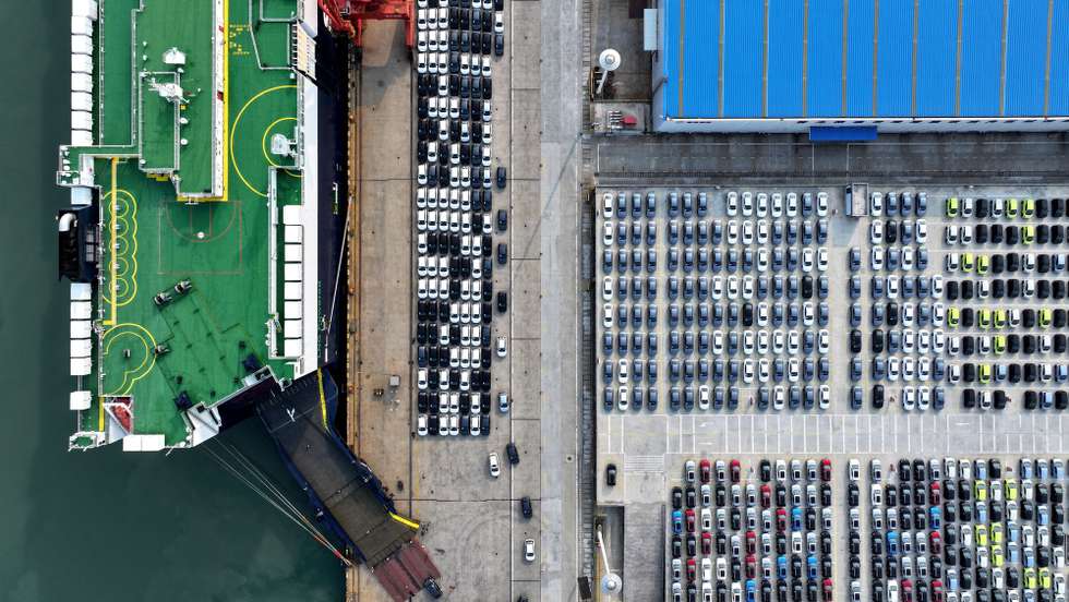 epa11913395 Passenger cars to be exported at a port in Lianyungang, east China's Jiangsu Province, 21 February 2025. China's passenger car industry maintained steady growth in both output and sales in January, industry data showed on 19 February. Exports of passenger cars soared by seven percent year on year to reach 395,000 units during the same period.  EPA/XINHUA / WANG CHUN CHINA OUT / UK AND IRELAND OUT  /       MANDATORY CREDIT EDITORIAL USE ONLY